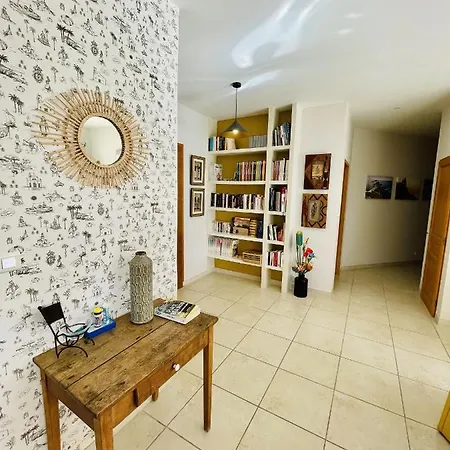Villa Superbe Avec Piscine Vue Mer, Proche